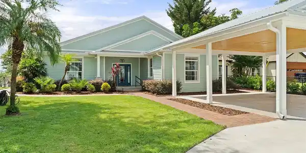 6090 ALLIGATOR LAKE SHORE W