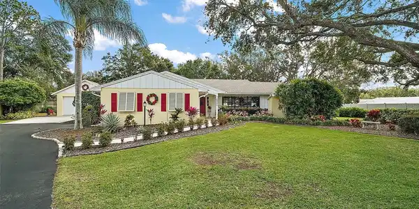 1281 GRAY COURT
