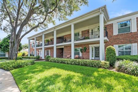 1061 EDGEWATER DRIVE