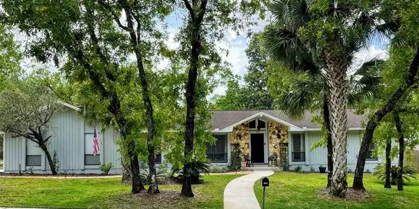101 MAGNOLIA OAK