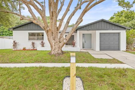 2229 CYPRESS POINT DRIVE E