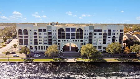 225 W SEMINOLE BOULEVARD