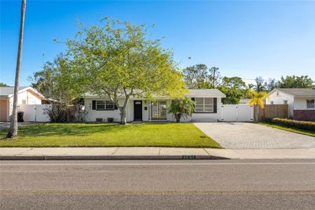 4561 SHORE ACRES BOULEVARD NE