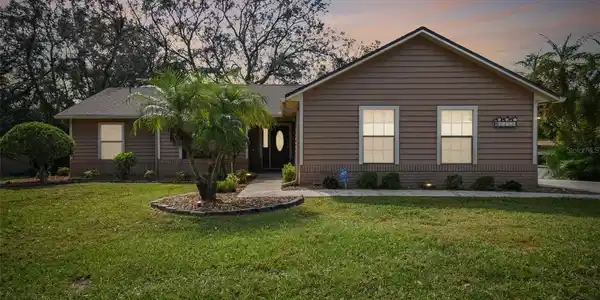 6416 SLEEPY HOLLOW DRIVE