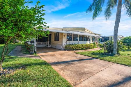 271 LAKE TARPON DRIVE