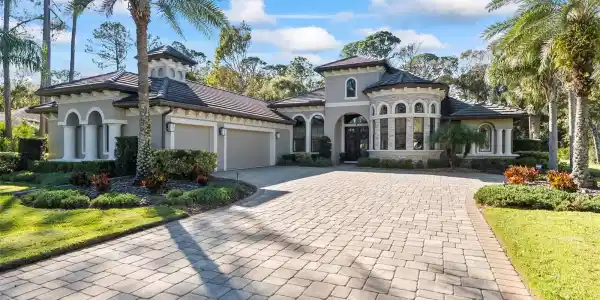 121 WILLOW OAK WAY