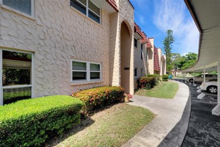 218 DOGWOOD CIRCLE