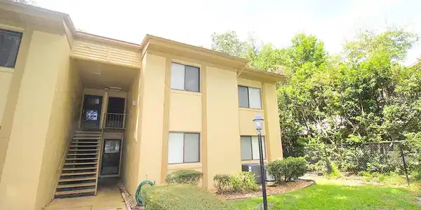 302 PALM COAST PARKWAY NE