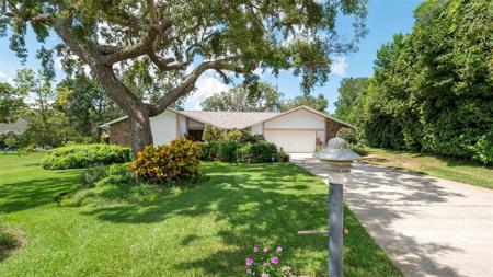 7488 BIRDLAND CRESCENT
