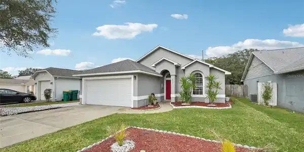 2633 WINCHESTER CIRCLE