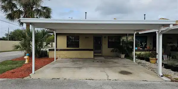 2179 CASTLE POINT