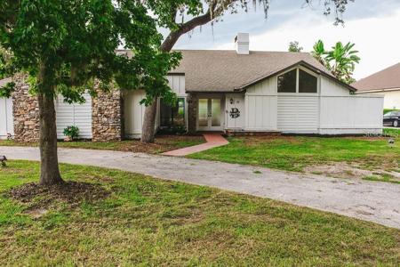 31 SAND LAKE PLACE