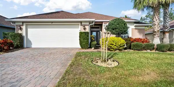 17 ARENA LAKE DRIVE
