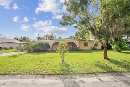 5527 SANDALWOOD DRIVE