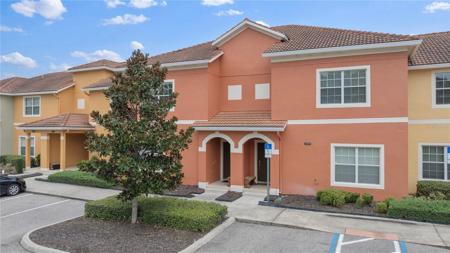 2941 BANANA PALM DRIVE