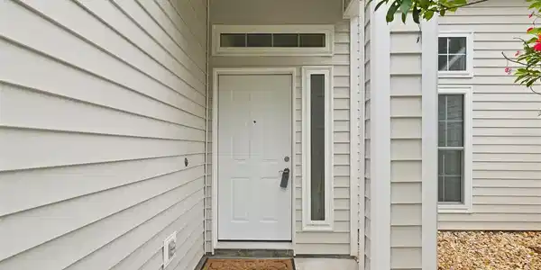Image 4 Image 4