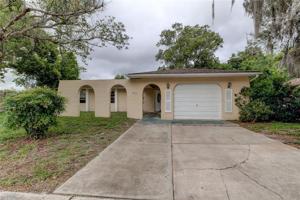 12903 LAKE TREE