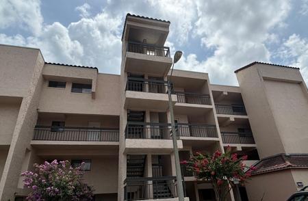 1162 CARMEL CIRCLE