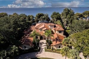 1460 PENINSULA
