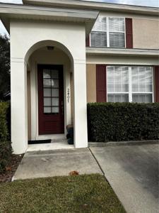 2407 SILVER PALM DRIVE