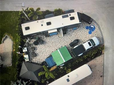 2327 LIMEWOOD AVENUE LOT #196