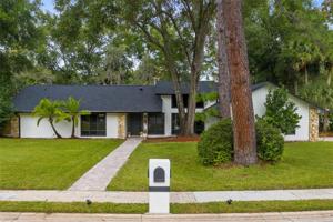 211 GREEN LAKE