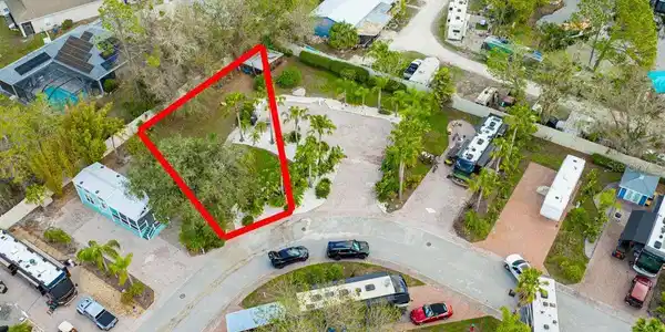 6857 AMANDA VISTA CIRCLE