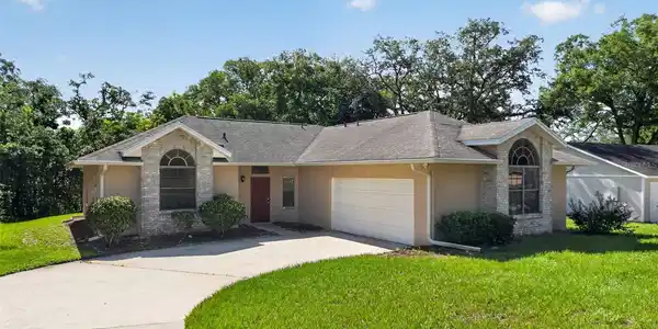 6348 SLEEPY HOLLOW DRIVE