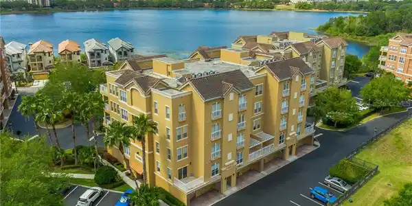 7500 TOSCANA BOULEVARD