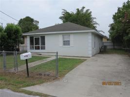1728 BROXEY NE