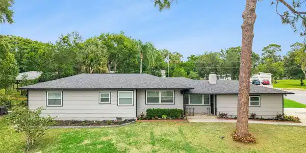 1510 OVERLOOK DRIVE