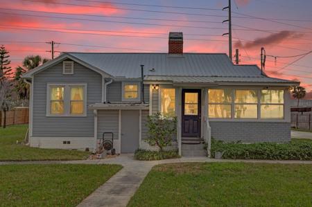 2250 W COUNTY ROAD 44