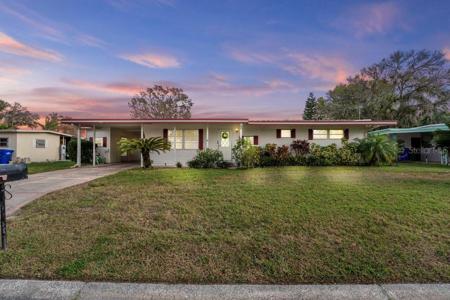 1112 FOREST LANE