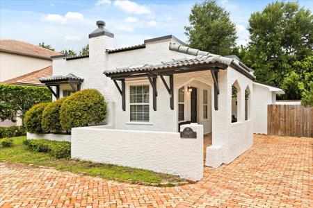 1409 SUNSET DRIVE
