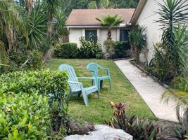 4312 LARRYS LAGOON