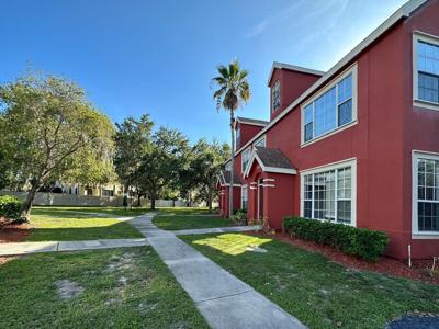 10578 WINDSOR LAKE