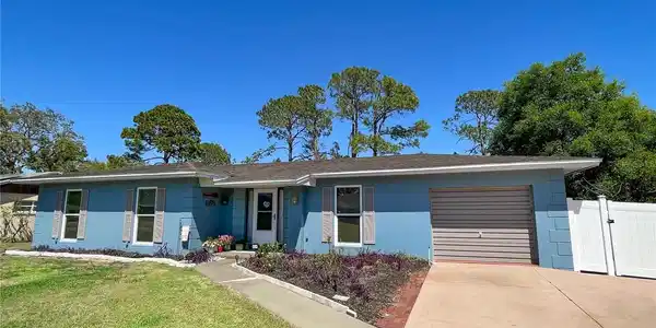 829 QUINCY