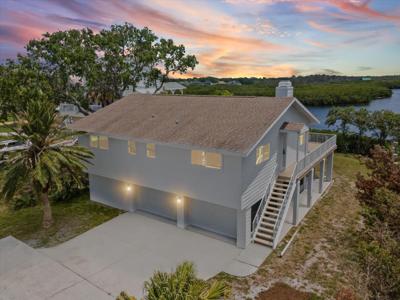 1647 SEA BREEZE DRIVE