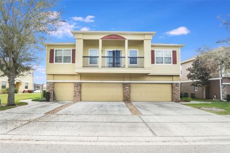 1604 SCARLET OAK LOOP