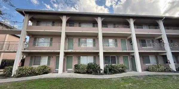 125 WATER FRONT WAY