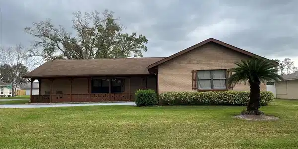 813 SCOTT LAKE VILLAGE N