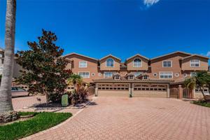 1706 LAGO VISTA