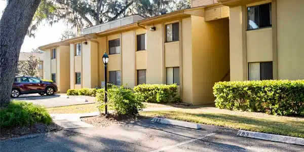 304 PALM COAST PARKWAY NE