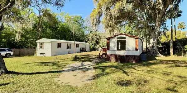 2610 CR 426B ROAD