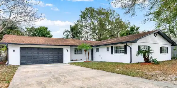 921 W LAKE BRANTLEY ROAD