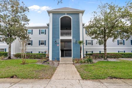 5112 CLUBSIDE DRIVE