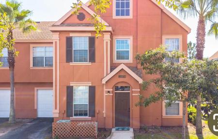 10450 WHITE LAKE COURT