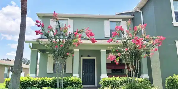 15483 AVENUE OF THE ARBORS