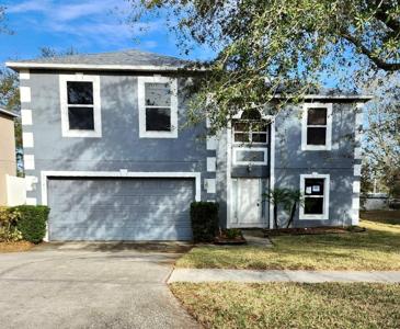 2143 TEALWOOD CIRCLE