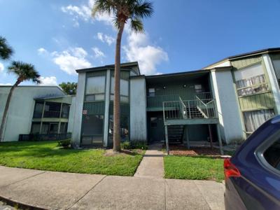 2616 LEMON TREE LANE